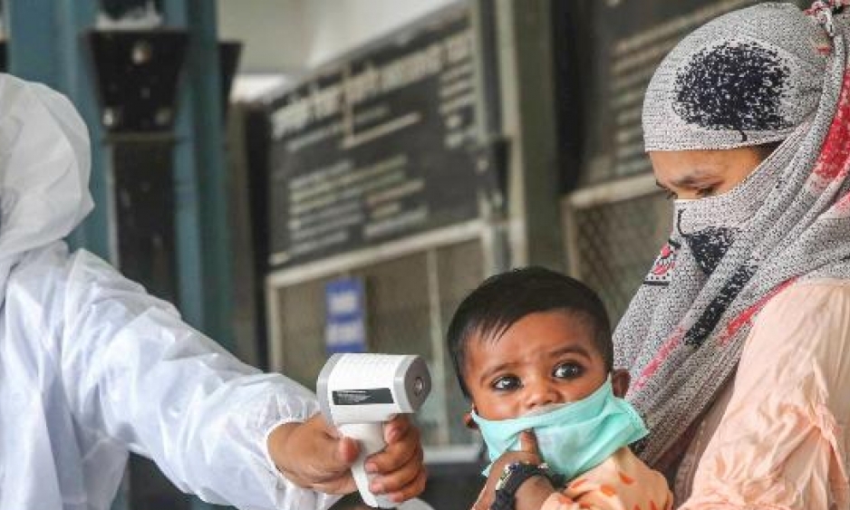 India records world’s biggest single-day rise in coronavirus cases